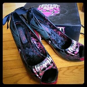Like new Iron Fist Wolfbeater stiletto heels